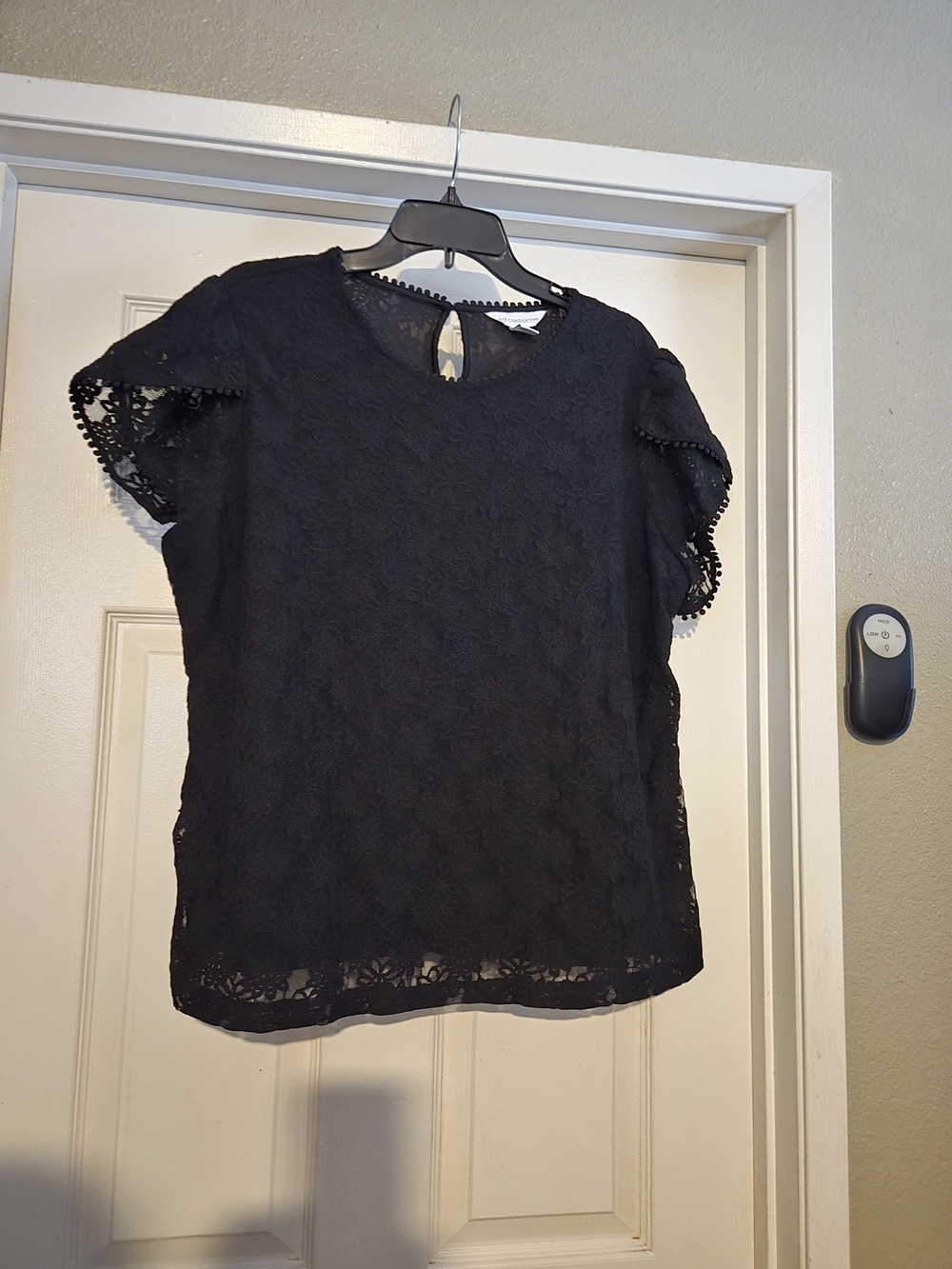Liz Claiborne Black Lace Flutter Sleeve Blouse